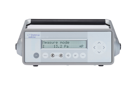 Calibration of pressure transmitters in the DAkkS accredited laboratory for pressure